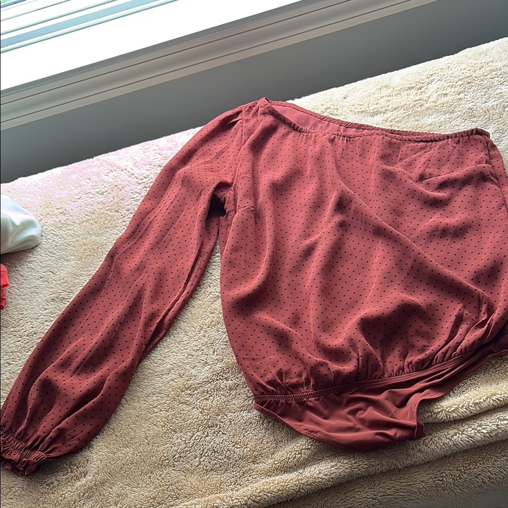 Abercrombie Rust Polka Dot One-Shoulder Blouse bodysuit. size small